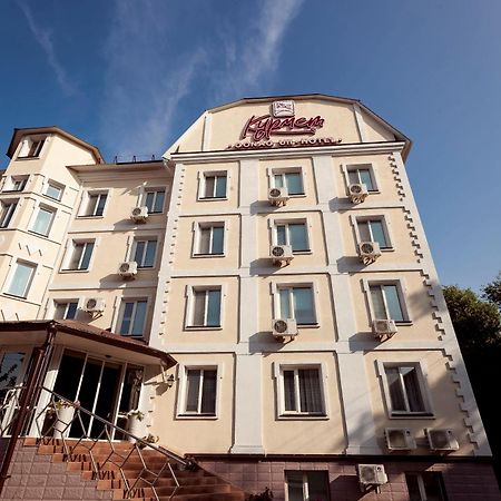 Kurmet Hotel Oral Bagian luar foto