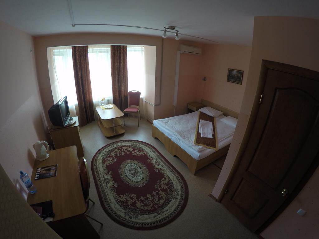 Kurmet Hotel Oral Ruang foto
