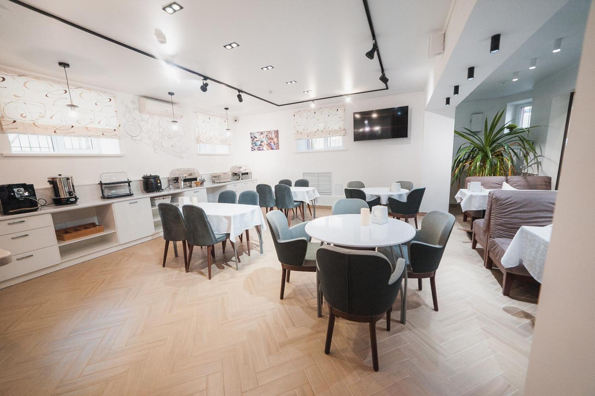 Kurmet Hotel Oral Bagian luar foto