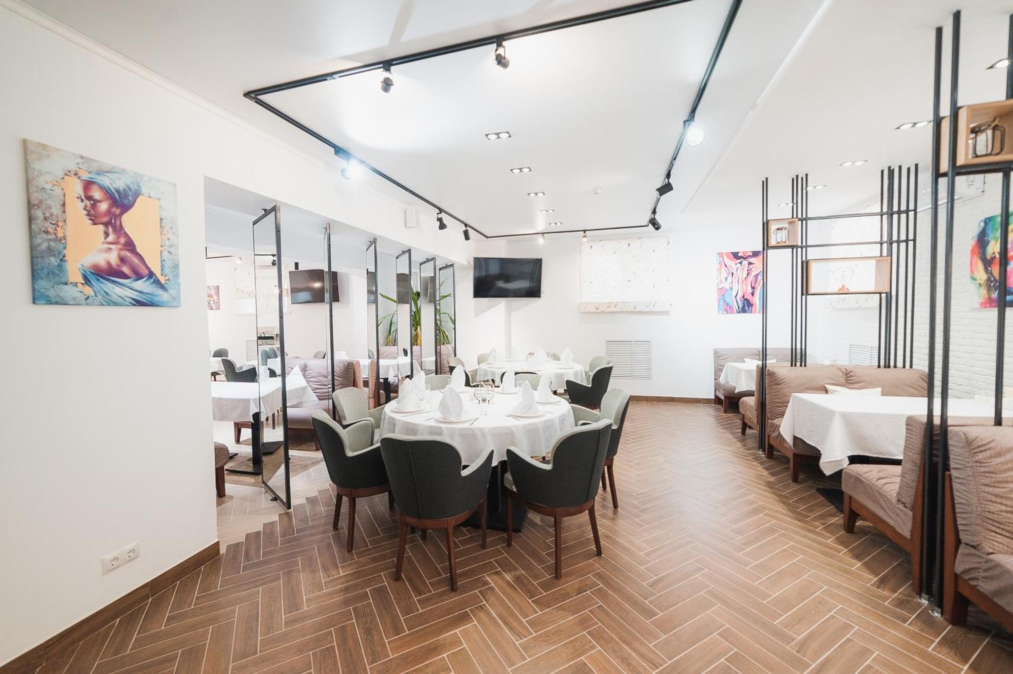 Kurmet Hotel Oral Bagian luar foto