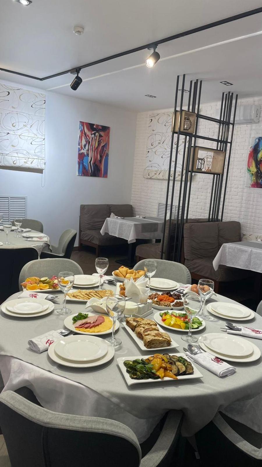 Kurmet Hotel Oral Bagian luar foto